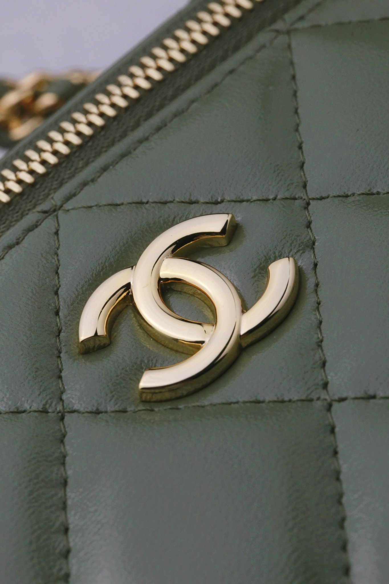 CHANEL Clutch Purses for Women Evening Bag -green - Luxury Bags - 1